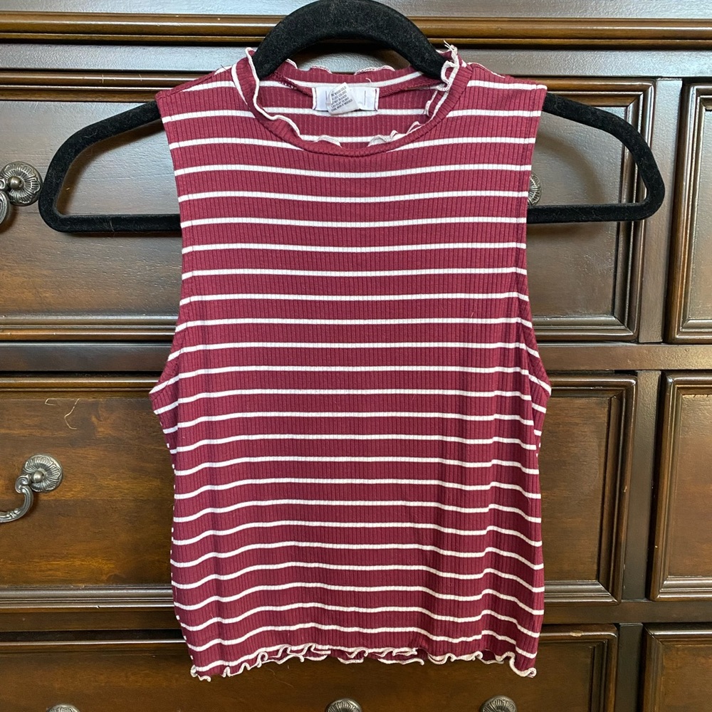 Ivy + Main, Size Medium